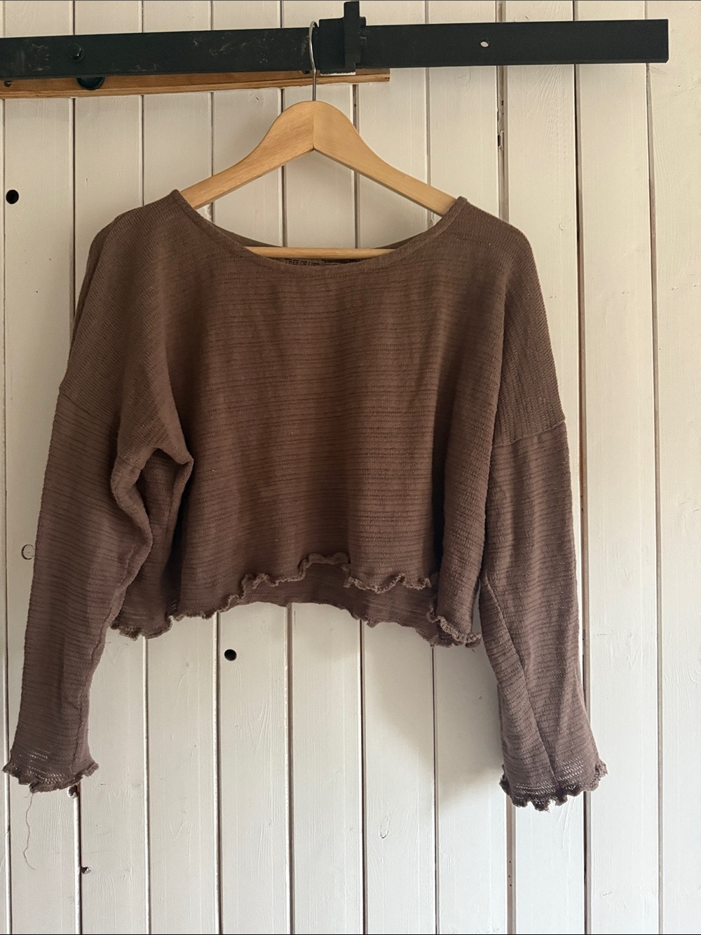 Tree of Life Cropped Brown Ribbed Long-Sleeve Top ML